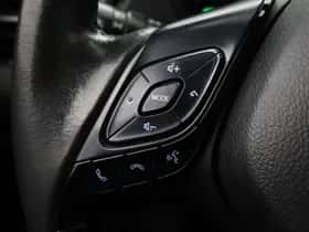 Toyota C-HR (2020) thumbnail 27