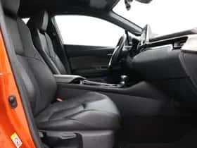 Toyota C-HR (2020) thumbnail 39