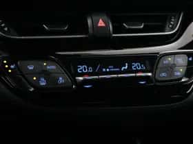 Toyota C-HR (2020) thumbnail 7