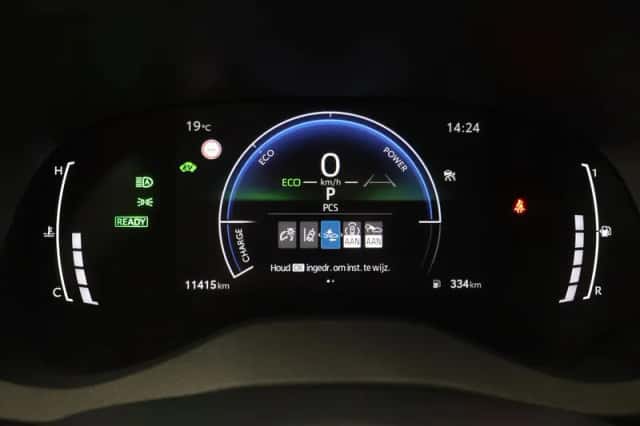 Toyota Yaris Cross (2025) thumbnail 3