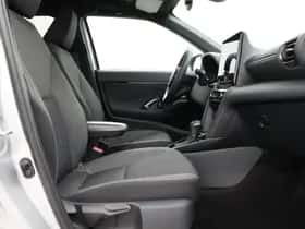 Toyota Yaris Cross (2025) thumbnail 33