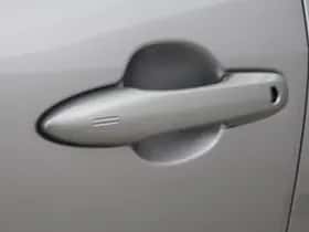 Toyota Yaris Cross (2025) thumbnail 10