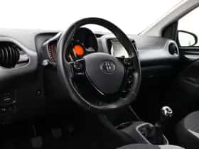 Toyota Aygo (2019) thumbnail 2