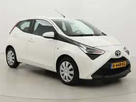 Toyota Aygo (2021) thumbnail 1