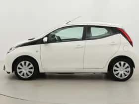 Toyota Aygo (2021) thumbnail 15