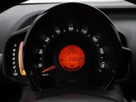 Toyota Aygo (2021) thumbnail 3