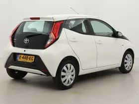 Toyota Aygo (2021) thumbnail 28