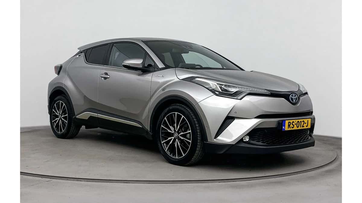 Toyota C-HR (2018) — foto 1