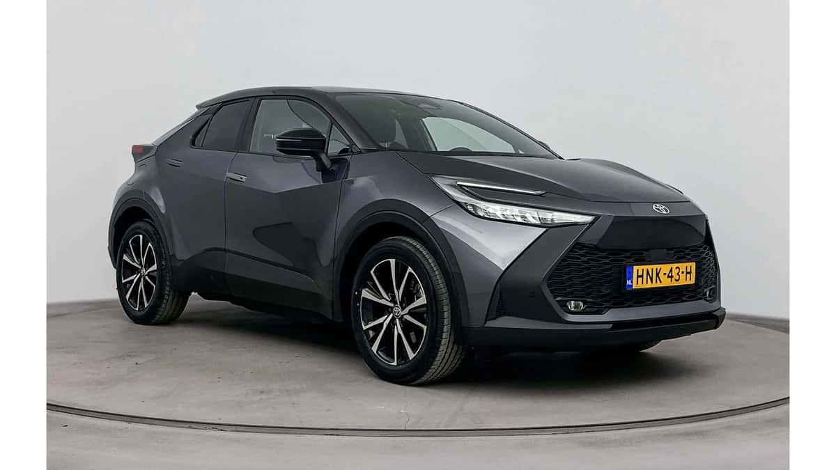 Toyota C-HR (2025) — foto 1