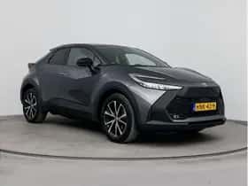 Toyota C-HR (2025) thumbnail 1
