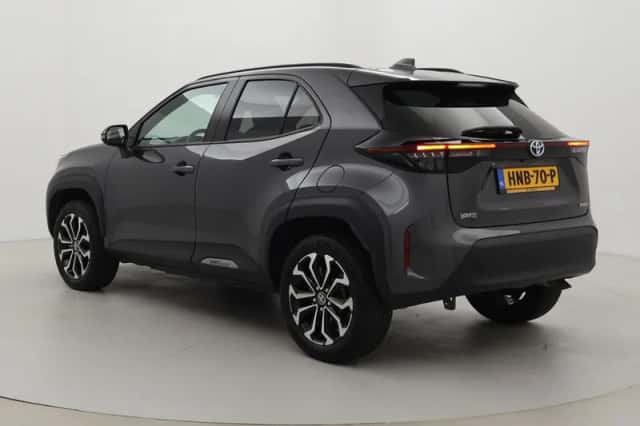 Toyota Yaris Cross (2024) thumbnail 4