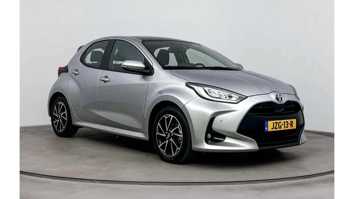 Toyota Yaris (2021) — foto 1