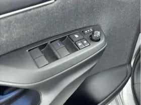 Toyota Yaris (2021) thumbnail 17