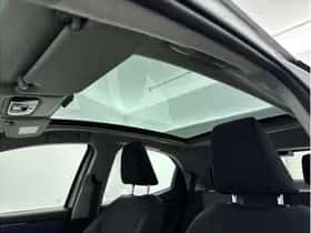 Toyota Yaris (2021) thumbnail 5