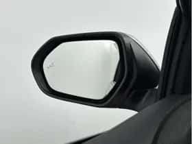 Toyota Yaris (2021) thumbnail 6