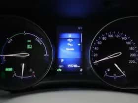 Toyota C-HR (2018) thumbnail 3