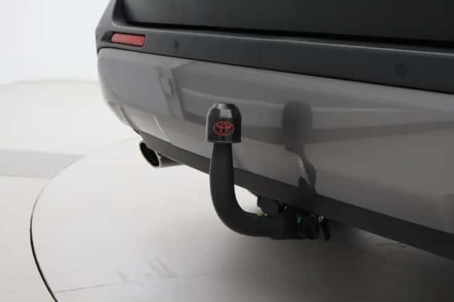 Toyota RAV4 (2022) thumbnail 5