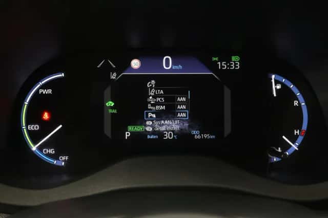 Toyota Yaris Cross (2022) thumbnail 3