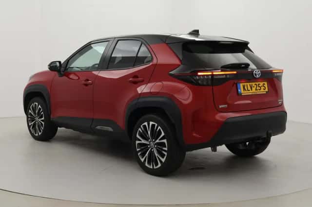 Toyota Yaris Cross (2022) thumbnail 4