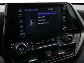 Toyota Highlander (2022) thumbnail 32