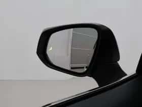 Toyota Highlander (2022) thumbnail 6