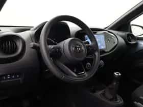 Toyota Aygo X (2025) thumbnail 2