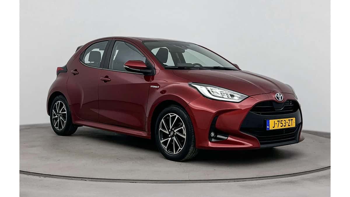 Toyota Yaris (2020) — foto 1