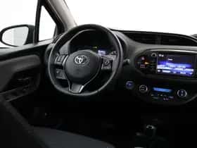 Toyota Yaris (2018) thumbnail 22