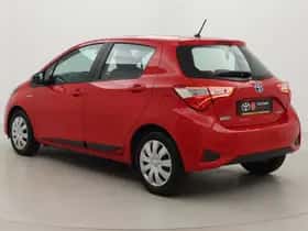 Toyota Yaris (2018) thumbnail 4