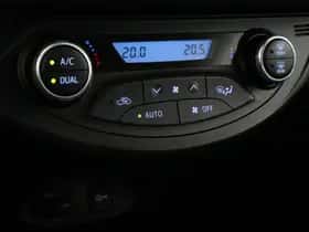 Toyota Yaris (2018) thumbnail 5