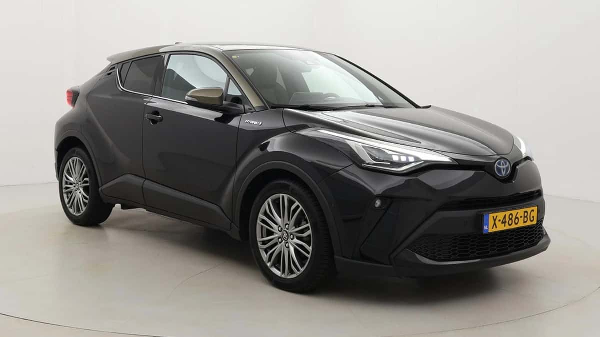 Toyota C-HR (2021) — foto 1