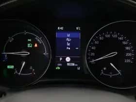 Toyota C-HR (2021) thumbnail 3