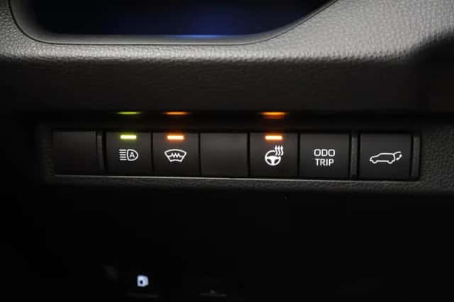 Toyota RAV4 (2026) thumbnail 6