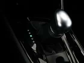 Toyota C-HR (2019) thumbnail 28