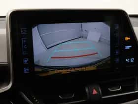 Toyota C-HR (2019) thumbnail 8