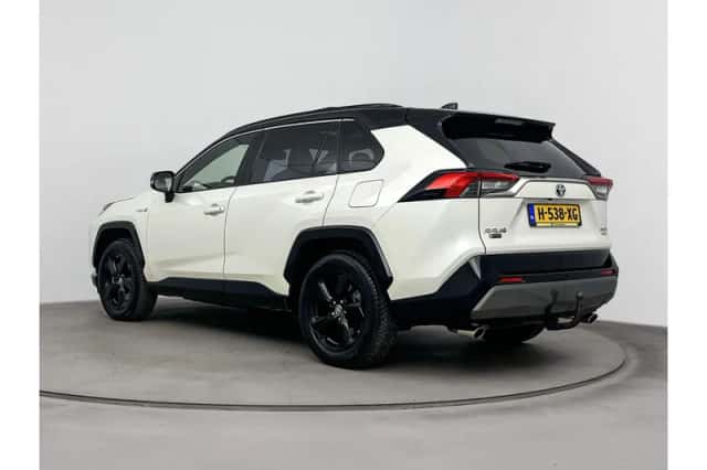 Toyota RAV4 (2020) thumbnail 4