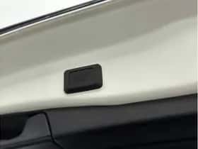 Toyota RAV4 (2020) thumbnail 32