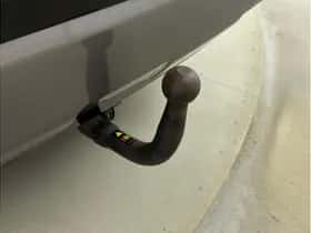 Toyota RAV4 (2020) thumbnail 6
