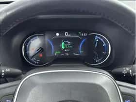 Toyota RAV4 (2022) thumbnail 3