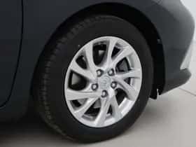 Toyota Auris (2017) thumbnail 15