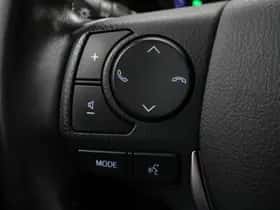 Toyota Auris (2017) thumbnail 25
