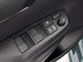 Toyota Yaris (2025) thumbnail 21