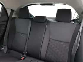 Toyota Yaris (2025) thumbnail 37