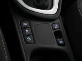 Toyota Yaris (2023) thumbnail 23