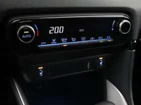 Toyota Yaris (2023) thumbnail 6