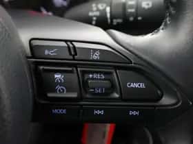 Toyota Yaris (2023) thumbnail 10