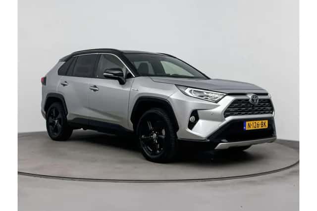 Toyota RAV4 (2021) thumbnail 1