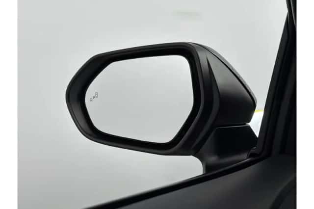 Toyota Yaris Cross (2023) thumbnail 5