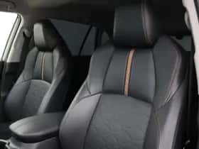 Toyota RAV4 (2023) thumbnail 16