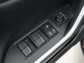 Toyota RAV4 (2023) thumbnail 27